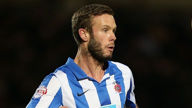 Andy Monkhouse: Departs Victoria Park