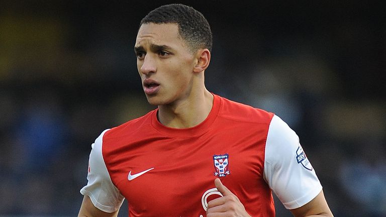 Lewis Montrose: Came close to scoring