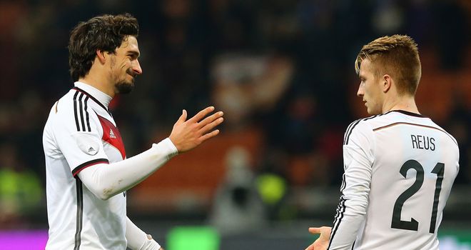 Mats Hummels: Celebrates his goal with Marco Reus