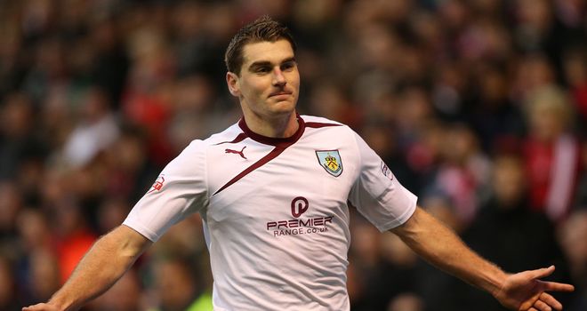 Sam Vokes put the leaders ahead from the spot