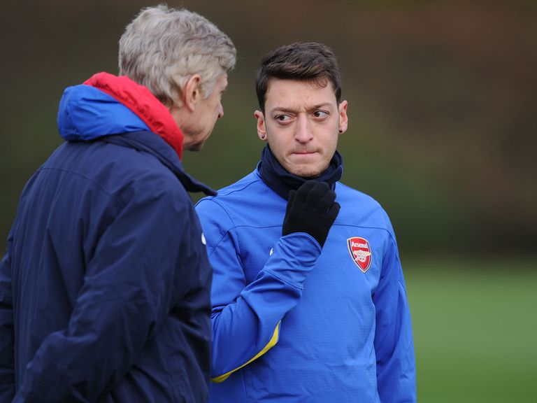 Arsene Wenger has full confidence in Mesut Ozil