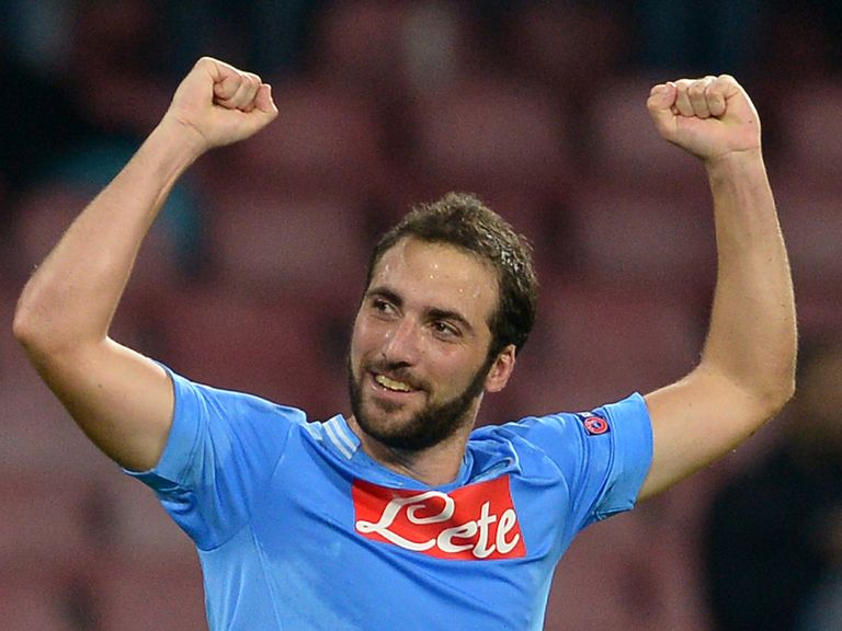Gonzalo Higuain: Napoli won't settle for just for the Coppa Italia