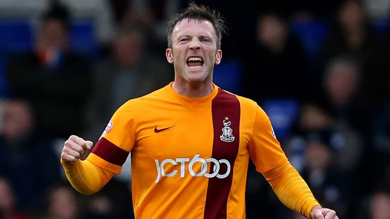 Garry Thompson: Agrees Notts County deal