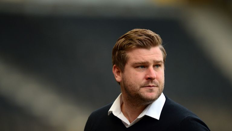 Karl Robinson: Handing Burns a deal