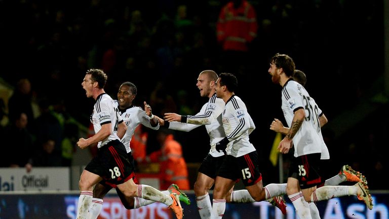 Scott Parker (l): Celebrates his late winner