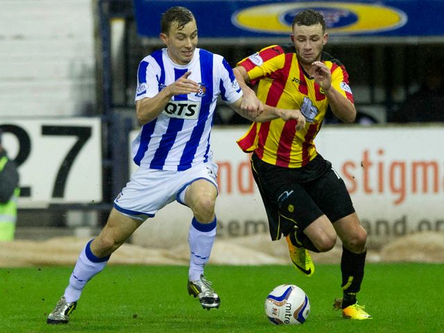 Jeroen Tesselaar goes up against Christie Elliot