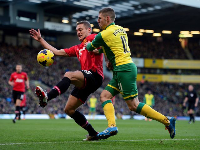 Vidic tangles with Hooper