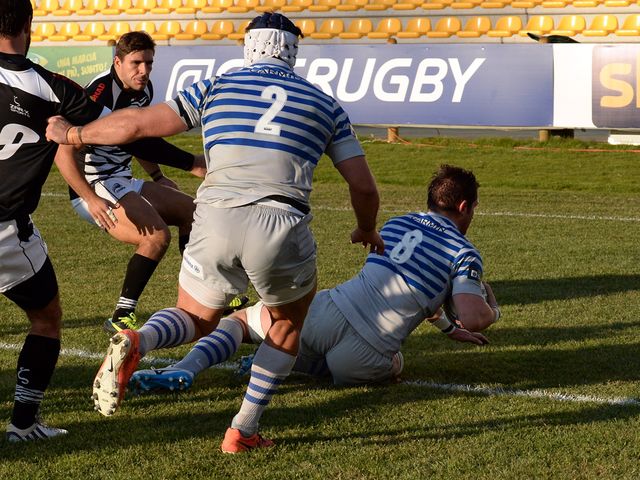Ernst Joubert scores a try for Saracens.