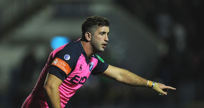Daffyd Hewitt: New deal with Cardiff Blues