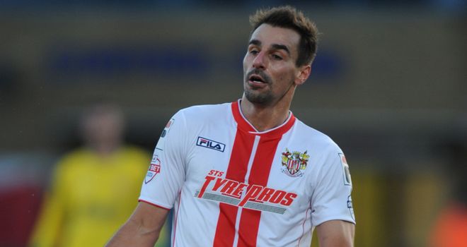 Filipe Morais: Available after suspension