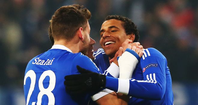 Joel Matip (r): Celebrates his goal against Basel