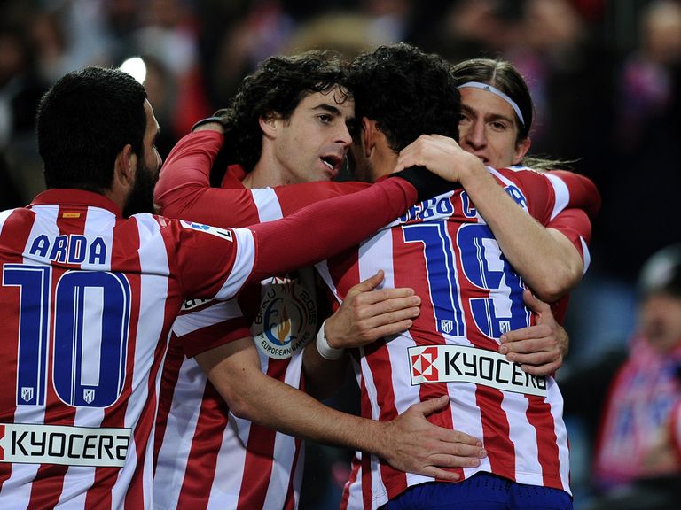 Atletico Madrid celebrate v Valencia