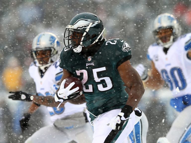 LeSean McCoy was the NFL's leading rusher at 28/1