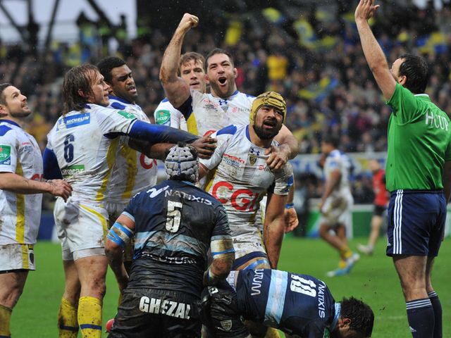 Fritz Lee is congratulated after scoring his try