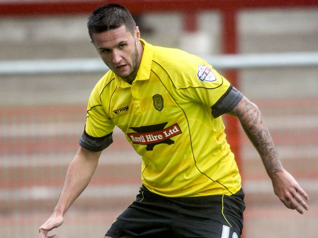 Dominic Knowles