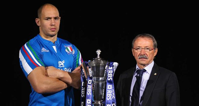Jacques Brunel (right) with his skipper Sergio Parisse