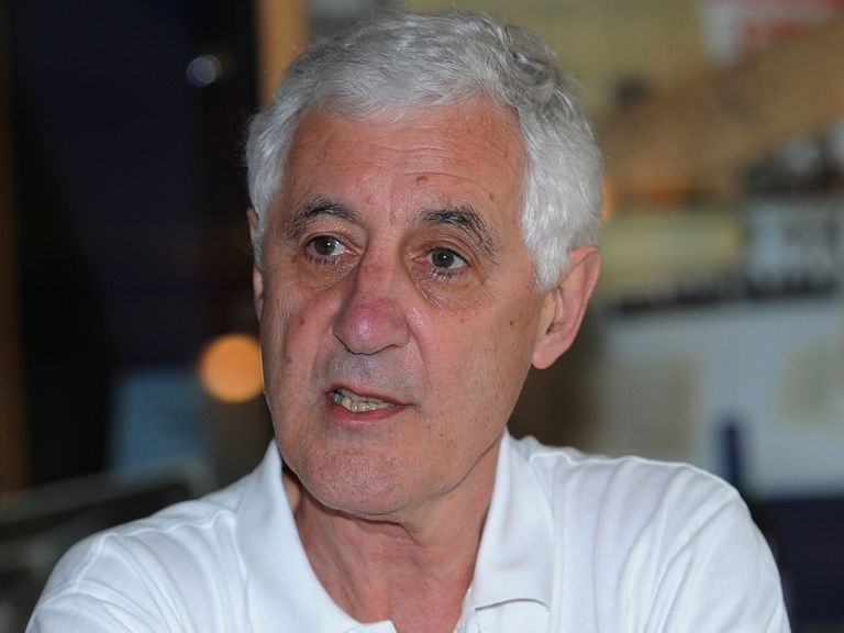 Mike Brearley: Backs a Test Championship