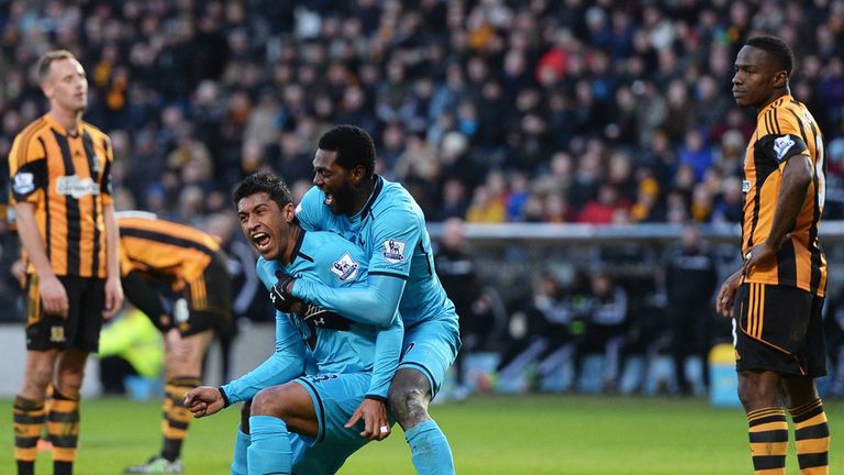 Tottenham celebrate Paulinho's equaliser