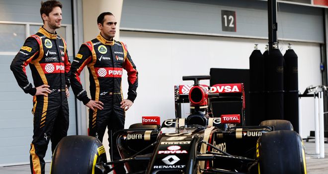 Romain Grosjean and Pastor Maldonado with the E22