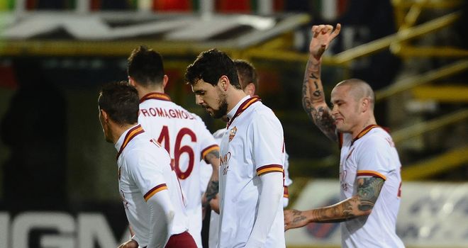 Radja Nainggolan celebrates his first goal in a Roma shirt