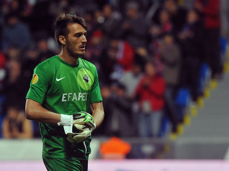 Ricardo: Academica keeper in demand