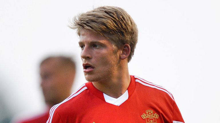 Lloyd Isgrove: Loan move to London Road