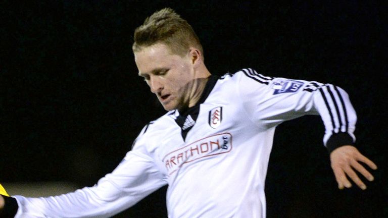 Tom Richards: Loan move to Kingsmeadow