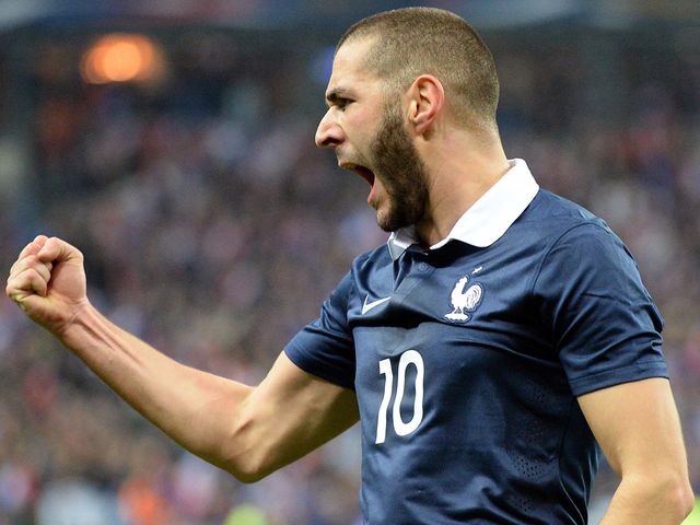 Karim Benzema celebrates his goal