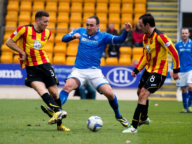Taylor-Sinclair and Bannigan try to close down Croft