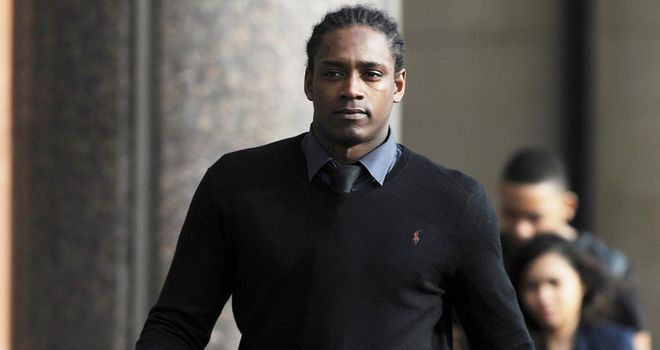 Nile Ranger: Completes Blackpool move