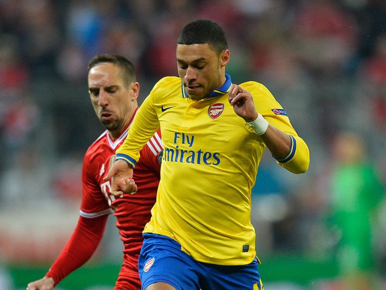 Alex Oxlade-Chamberlain: Looks up to England captain Steven Gerrard