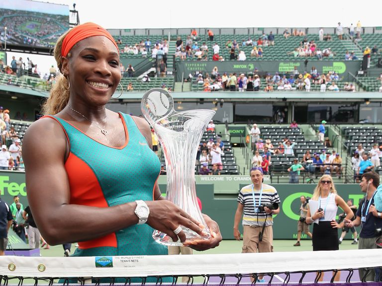 Serena Williams with her trophy