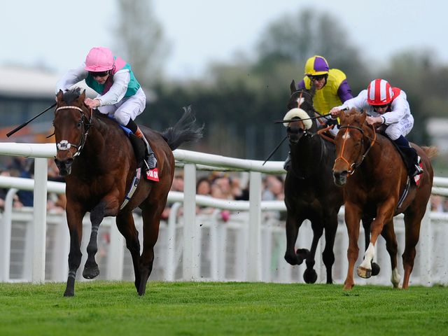 Kingman runs out a hugely impressive winner of the Greenham