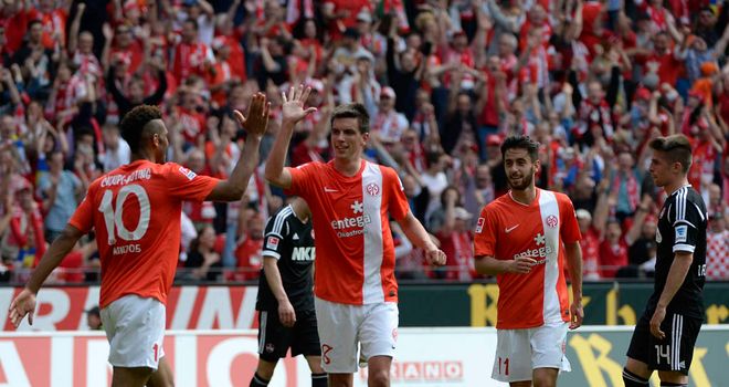 Christoph Moritz celebrates seakling victory for Mainz