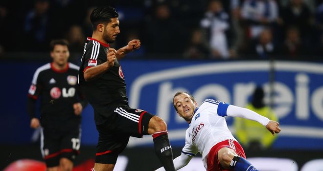 Rafael van der Vaart puts in a challenge