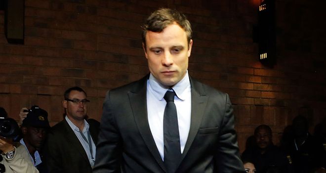 Oscar Pistorius back in court on Monday morning