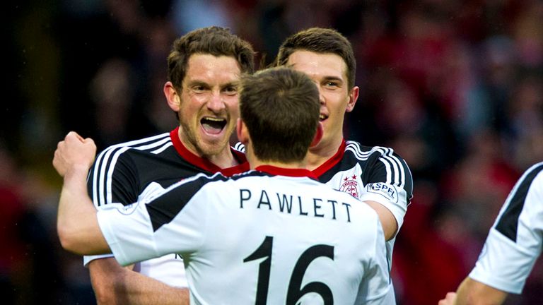 Scott Vernon (left): Scored hat-trick for Aberdeen