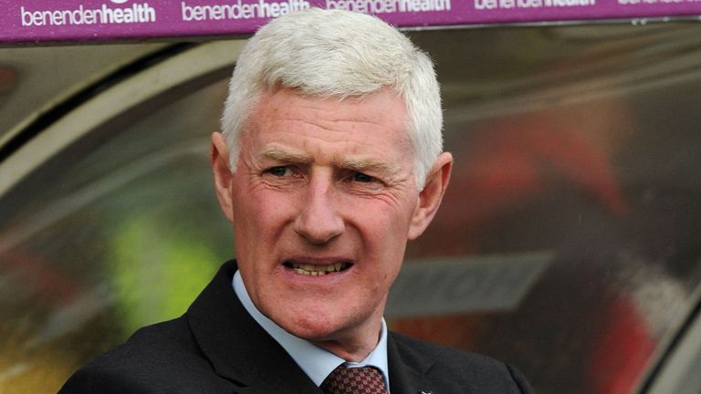 Nigel Worthington: Knows York need to do more