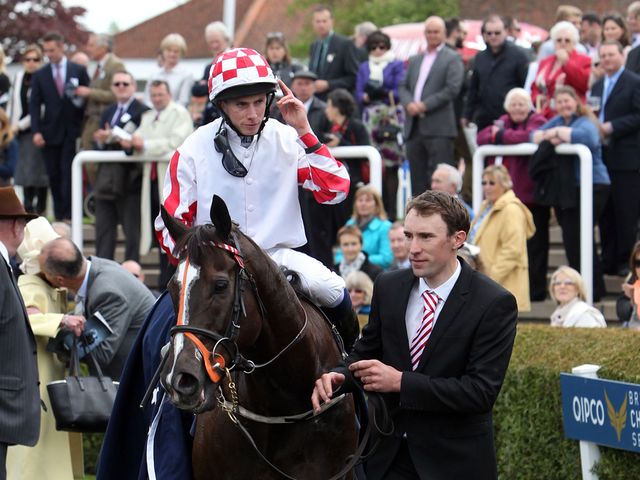 http://e1.365dm.com/14/05/640/racing-newmarket-sole-power-ryan-moore-newmarket_3135159.jpg?20140503151820