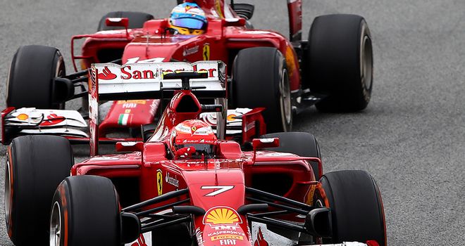 Ferrari confirma Kimi Raikkonen y Fernando Alonso se mantendrá encendida durante 2015 temporada Alineación de pilotos de la Scuderia sea sin cambios l Kimi-Raikkonen-Fernando-Alonso_3140733