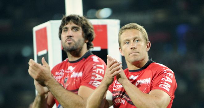 Lobbe and Wilkinson celebrate together with Toulon