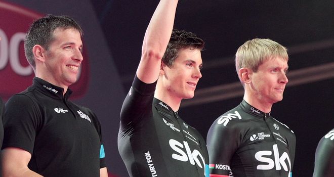 Ben Swift, centre, at the Giro d'Italia team presentation in Belfast on Thursday