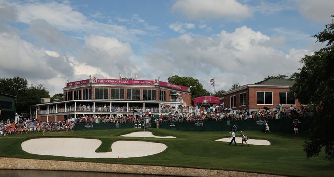 The 18th green at Colonial Country Club