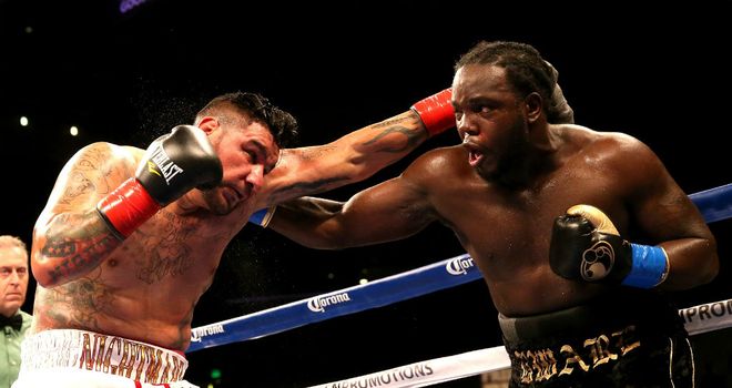 Bermane Stiverne (r) stopped Chris Arreola (l) in the sixth round