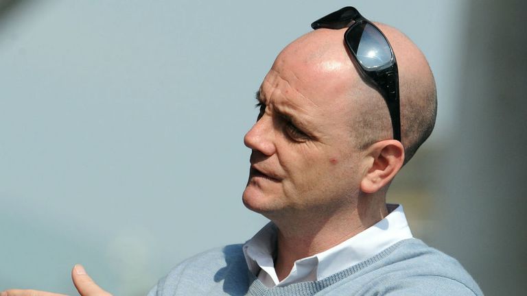 Richard Agar has left his role as coach of the France national team