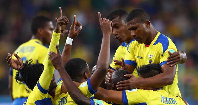 Ecuador celebrate against Honduras