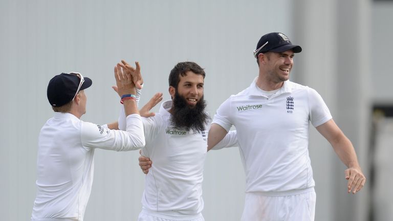 http://e1.365dm.com/14/06/768x432/moeen-ali-england-sri-lanka_3162335.jpg?20140622200924