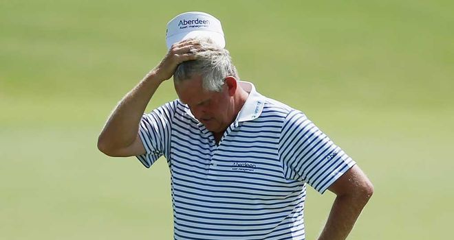 Colin Montgomerie: Disappointing Saturday for Scot