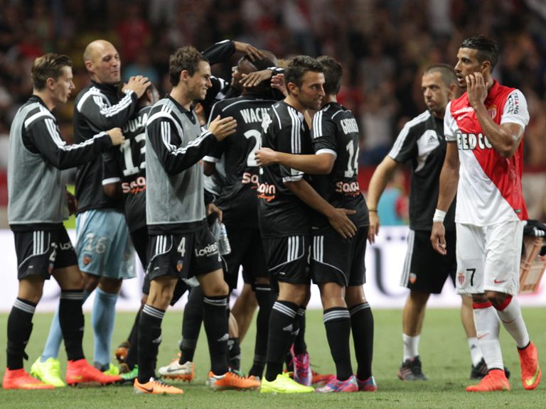 Lorient celebrate a 2-1 victory over Monaco
