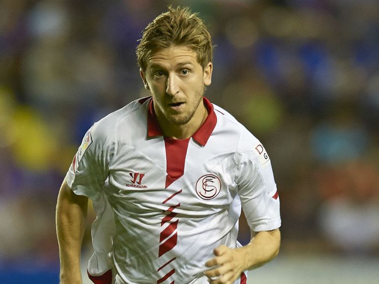 Marko Marin: Having a medical at Fiorentina